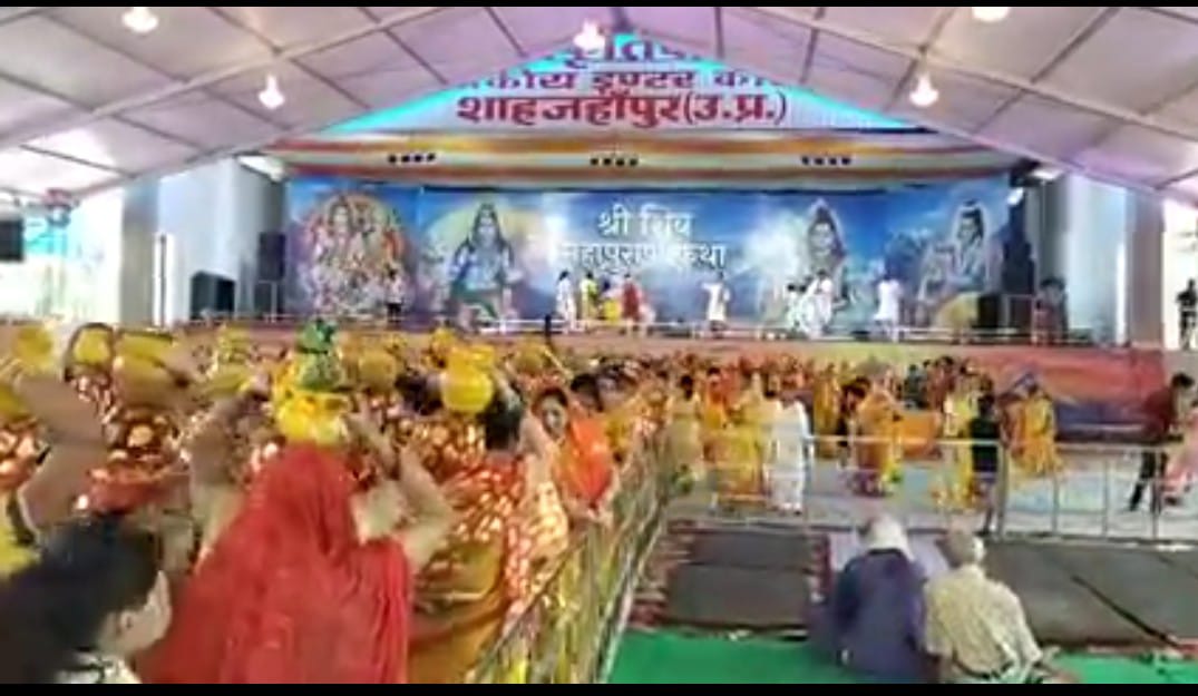 सावन मास में होने वाली विख्यात शिव महापुराण कथा आज से खिरनी बाग रामलीला मैदान में शुरू हुई