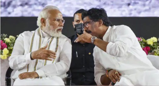 झारखंड में सरकार बदलने की अटकलें, BJP संग जाकर कम होंगी हेमंत सोरेन की मुश्किलें?