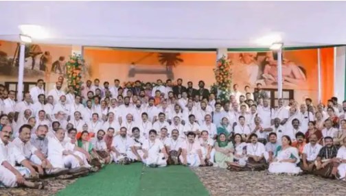 केरल में पुराने साथियों को साथ लाना चाहती है कांग्रेस, दो पार्टियों ने दिया सीधा जवाब
