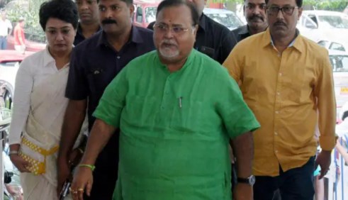 अब भी पार्थ चटर्जी के लिए खुले हैं टीएमसी के दरवाजे, अभिषेक बनर्जी ने बताई वापसी की शर्त