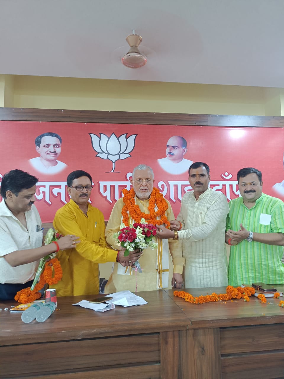 भाजपा कार्यालय शाहजहांपुर में हर घर तिरंगा अभियान के लिए हुई बैठक