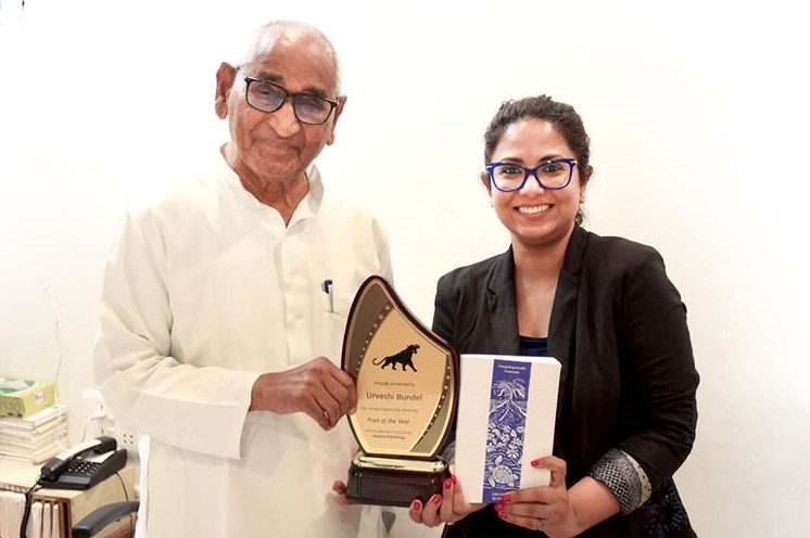 सी.एम.एस. छात्रा उर्वशी बुन्देल इण्टरनेशनल लिटरेरी अवार्ड से सम्मानित