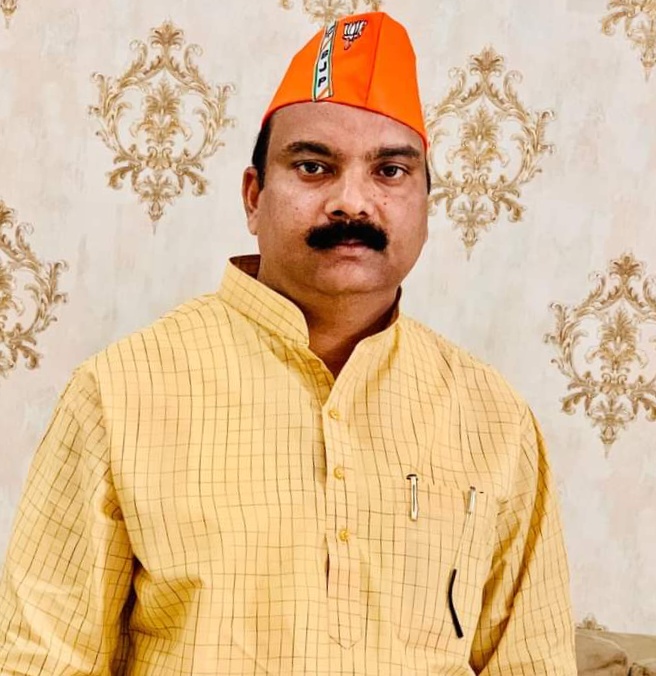 सांसद अरुण सागर के प्रयास 7 करोड़ 76 लाख 99 हजार रूपए से शाहजहांपुर रेलवे स्टेशन पर बनेगा नया फुट ओवर ब्रिज तथा हर प्लेटफार्म पर एस्केलेटर एवं लिफ्ट भी होगी