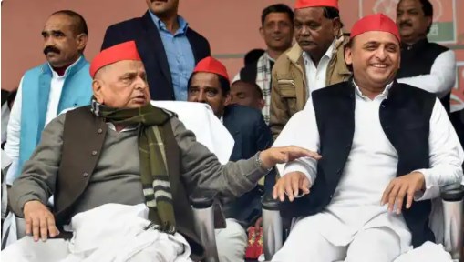 सत्ता, परिवार और पार्टी... सबको साधते थे मुलायम,