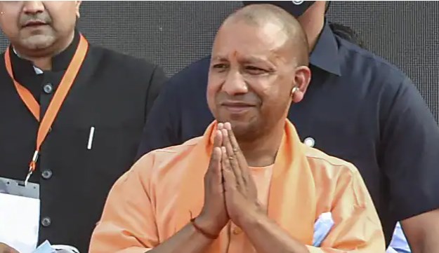 वनग्राम में दिवाली मनाएंगे सीएम योगी, गोरखपुर को देंगे 80 करोड़ का गिफ्ट