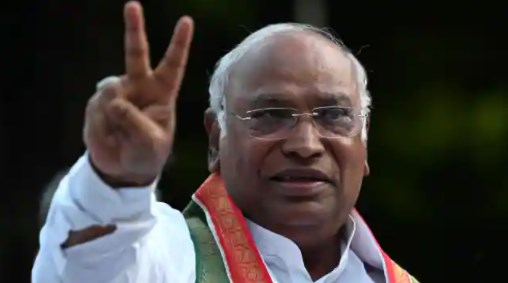 रिजल्ट से पहले राहुल गांधी ने किया खड़गे का जिक्र, BJP बोली- सब पहले से ही फिक्स