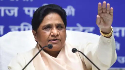 अमेरिका जैसी सड़कों का सपना दिखा रहे, लेकिन 50 किमी सड़क में 982 गड्ढे