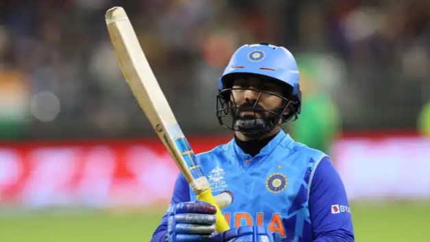 न्यूजीलैंड के खिलाफ टी20 सीरीज से दिनेश कार्तिक हुए बाहर, मुख्य चयनकर्ता चेतन शर्मा ने बताई वजह