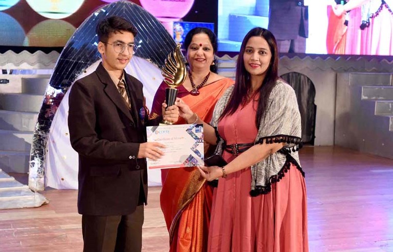 Sunbeam English School, Bhagwanpur, Varanasi wins Overall Championship
