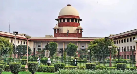 शिक्षा लाभ कमाने का व्यवसाय नहीं, ट्यूशन फीस होनी चाहिए सस्ती; सुप्रीम कोर्ट की सख्त टिप्पणी