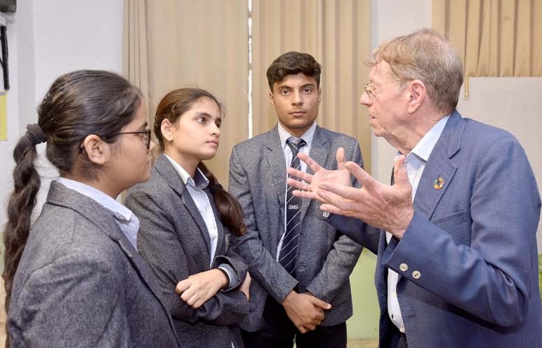Three Eminent world personalities awaken consciousness of  students on environment and global governance