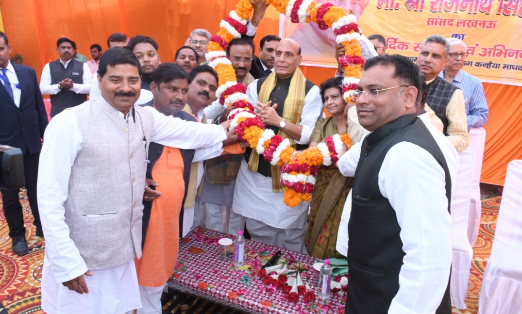 रक्षामंत्री ने पश्चिम विधान सभा 171, कन्हैया माधवपुर द्वितीय चौपाल में जन समस्याओं को जाना