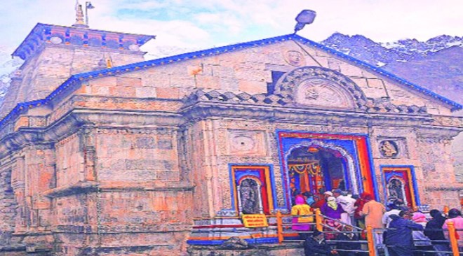 चार धाम में यात्रियों की धूम से तीर्थाटन प्रदेश बनने की तरफ बढ़े कदम