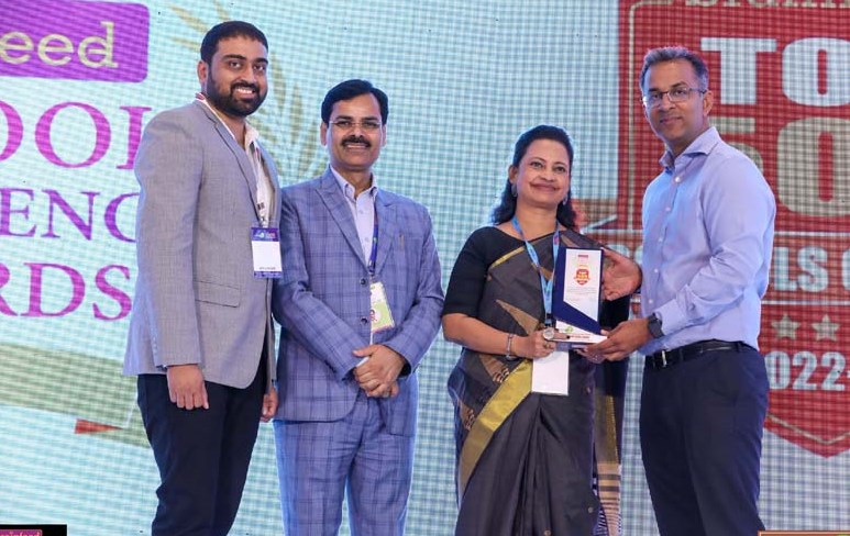 School Excellence Award to CMS Gomti Nagar
