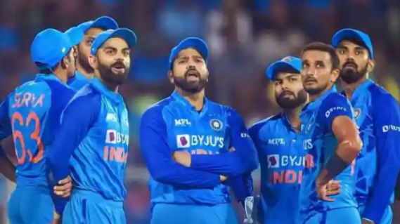 रोहित शर्मा के ज्यादा एक्सपेरिमेंट से टीम का टी20 वर्ल्ड कप 2022 में काम हुआ तमाम