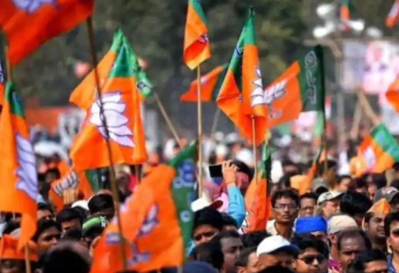 MCD की तरह हिमाचल में फेल हुए एग्जिट पोल तो बीजेपी को लगेगा तगड़ा झटका, गुजरात में जा सकती है सरकार
