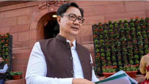 जजों को इलेक्शन का सामना नहीं करना पड़ता... किरेन रिजिजू ने फिर कॉलेजियम पर साधा निशाना