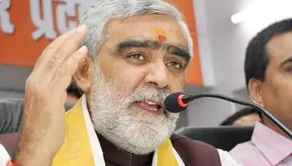 हम आपका भाषण सुनने नहीं आए हैं... बक्सर में केंद्रीय मंत्री अश्विनी चौबे पर फूटा किसानों का गुस्सा