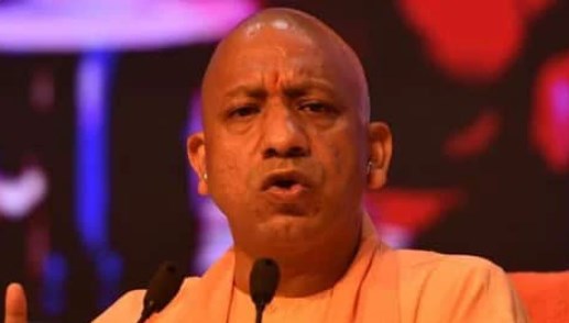 यूपी में पुलिस वालों के फेसबुक-इंस्टाग्राम चलाने पर पाबंदी, योगी सरकार ने जारी की सोशल मीडिया की नई पॉलिसी