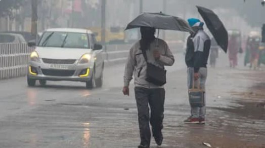कल से तीन दिनों तक इन राज्यों में होगी बारिश, गर्मी के सितम के बीच मौसम विभाग की चेतावनी