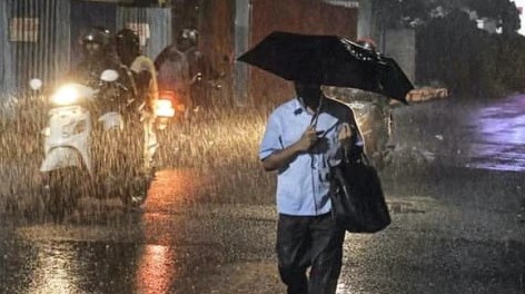 गर्मी की मार के बीच अगले पांच दिनों तक इन राज्यों में होगी बारिश