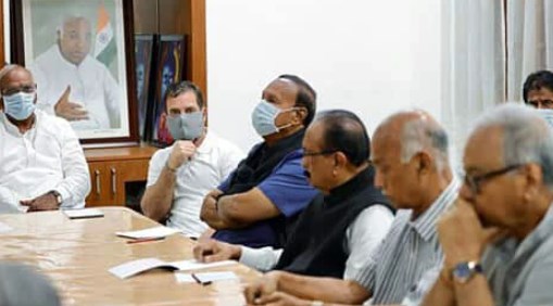 खड़गे के आवास पर विपक्ष का मंथन, राहुल और सोनिया गांधी की मौजूदगी में हुआ यह फैसला