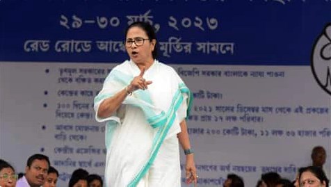 पहले ही चेताया, मुस्लिम बहुल इलाके में शोभायात्रा ना निकालें; हावड़ा हिंसा पर क्या बोलीं ममता?