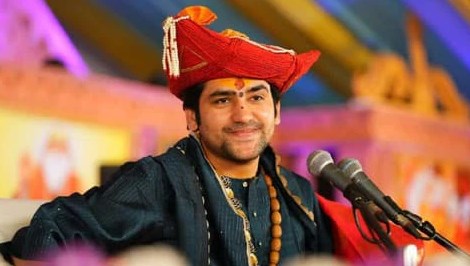 हिंदू राष्ट्र की मांग लेकर पहुंचे लोग, धीरेंद्र शास्त्री ने पूछा- जान की बाजी को तैयार हो, फिर क्या हुआ?