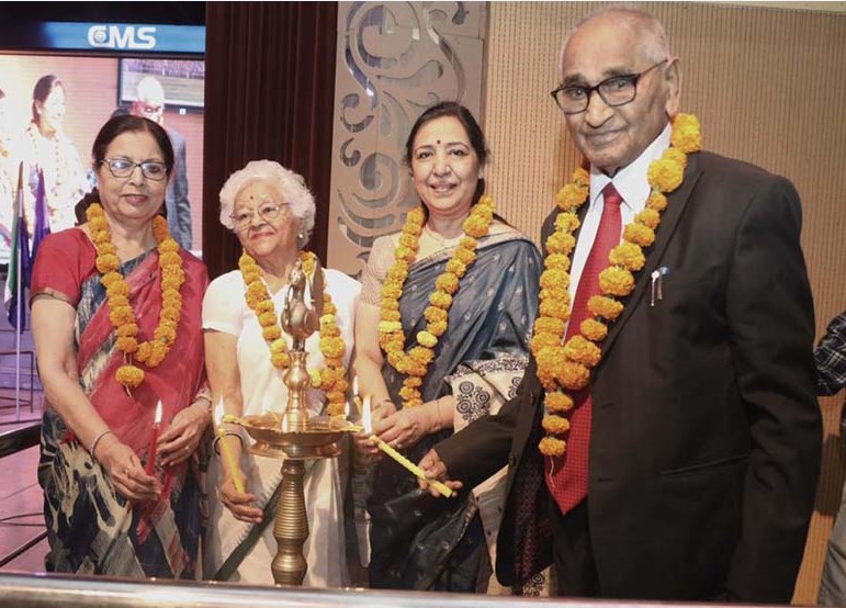 प्रत्येक बच्चे में नया कर दिखाने का जज्बा होता है- डा. जगदीश गाँधी 