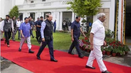 बंगले पर बवाल! राज निवास खुला है, आकर देख लीजिए; AAP के आरोप पर LG का जवाब