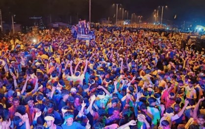 कुड़मी आंदोलन : आंदोलनकारी आर-पार के मूड में, सड़कें व रेल पटरियां जाम