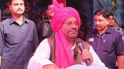 साधु-संत के भेष में घूमने वाले आतंकवादी, स्वामी प्रसाद के बयान से फिर मचेगा बवाल?