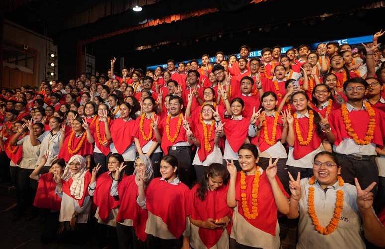 सी.एम.एस. के 74 छात्रों ने 99 प्रतिशत से अधिक अंक अर्जित कर रचा इतिहास