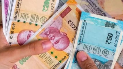 PPF-सुकन्या जैसी योजनाओं पर आ गया सरकार का फैसला, चेक करें नई ब्याज दरें