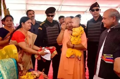 अब भारत में PoK का विलय चाहते हैं वहां के लोग - CM Yogi