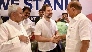 मशाल जलाकर कांग्रेस को थमाई, नीतीश के INDIA की PC में न दिखने पर लग रहे कयास