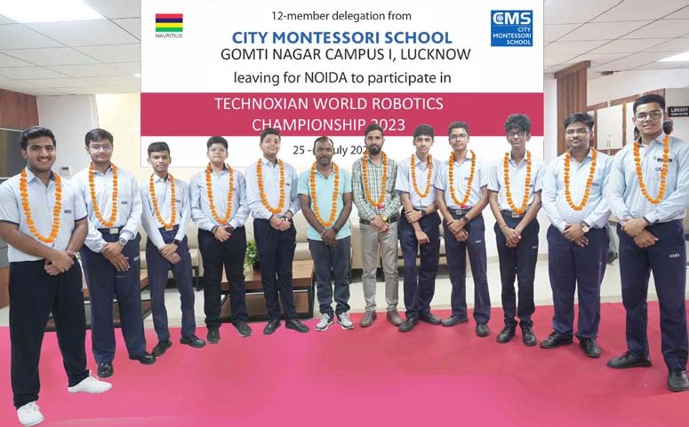 CMS team leaves for Noida to participate  in World Robotics Championship