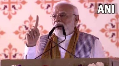 गरीब को स्वाभिमान मोदी की गारंटी है, वाराणसी में पीएम बोले- वंचितों का अपमान बर्दाश्त नहीं