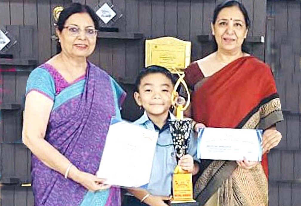 CMS student emerges National Topper in All India Competition
