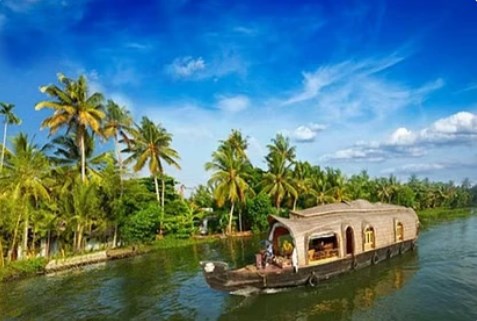 अगर पार्टनर के साथ बिताना चाहते है क्वॉलिटी टाइम तो जन्नत जैसी हैं केरल की ये जगहें