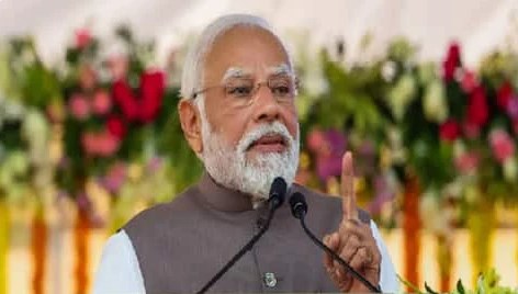 पीएम मोदी ने वाराणसी को दी एक और वंदेभारत ट्रेन, 19 हजार करोड़ की सौगात भी मिली