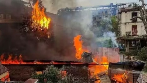 मणिपुर में 7 महीने बाद इंटरनेट चालू होते ही बिगड़े हालात, फिर भड़के दंगों में 13 की मौत