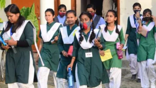 यूपी बोर्ड 9वीं से 12वीं तक की कक्षाओं में सेमेस्टर सिस्टम फिलहाल नहीं
