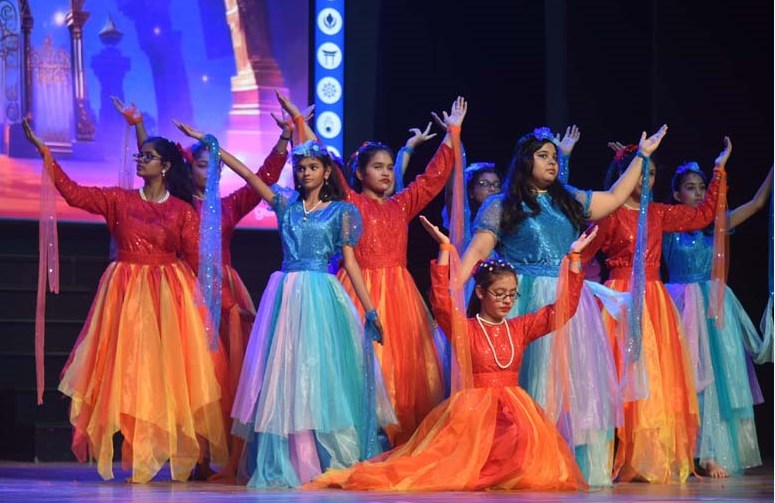 CMS Gomti Nagar organizes Annual Function in a grand fashion