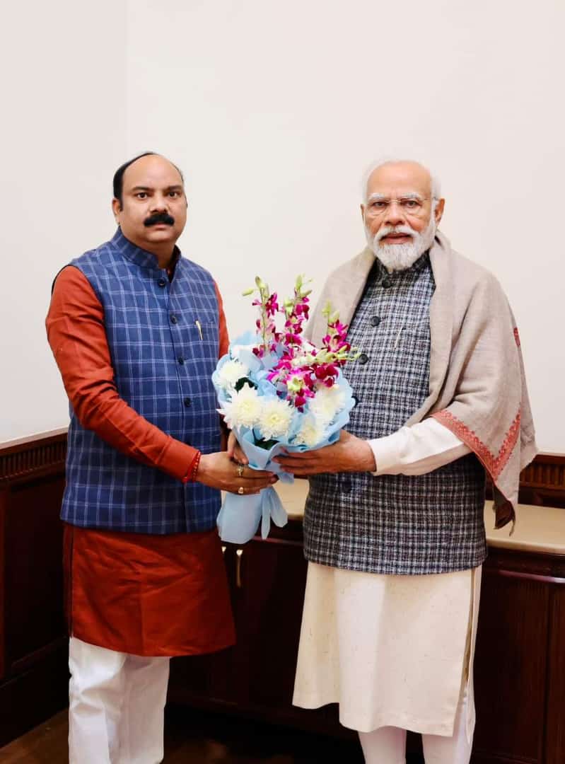 सांसद शाहजहांपुर अरूण सागर ने दिल्ली में की प्रधानमंत्री नरेंद्र मोदी से शिष्टाचार भेंट ,लिया आशीर्वाद