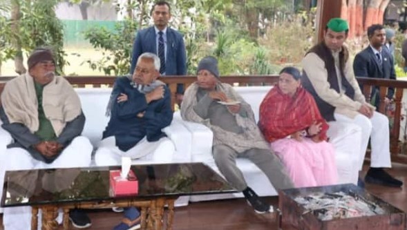 लालू यादव के आशीर्वाद से नीतीश कुमार सीएम हैं; RJD विधायक ने कर दी BJP नेताओं वाली गलती