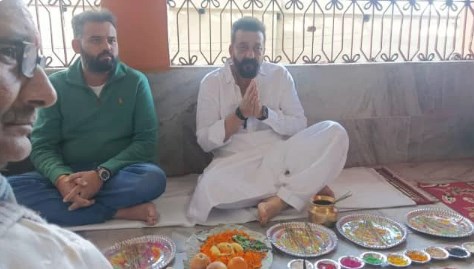 संजय दत्त ने गया में पिंडदान किया, पिता सुनील दत्त और मां नरगिस की आत्मा की शांति के लिए तर्पण