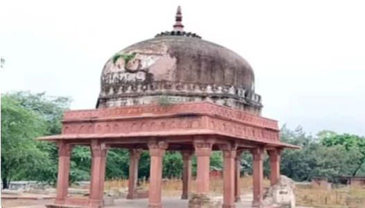 मजार नहीं ये है महाभारत काल का लाक्षागृह, 53 साल चला मुकदमा; 5 हजार तारीखों के बाद आया फैसला