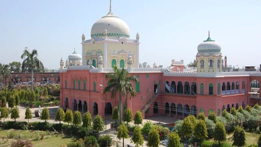 गज़वा-ए-हिंद पर फतवा देकर घिरा दारुल उलूम, एनसीपीसीआर ने दिए मुकदमे के आदेश