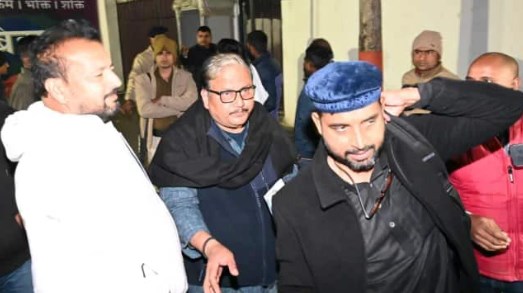 अभी से फ्लोर टेस्ट तक RJD विधायक तेजस्वी के घर रहेंगे, 40 घंटे रहने-खाने का इंतजाम